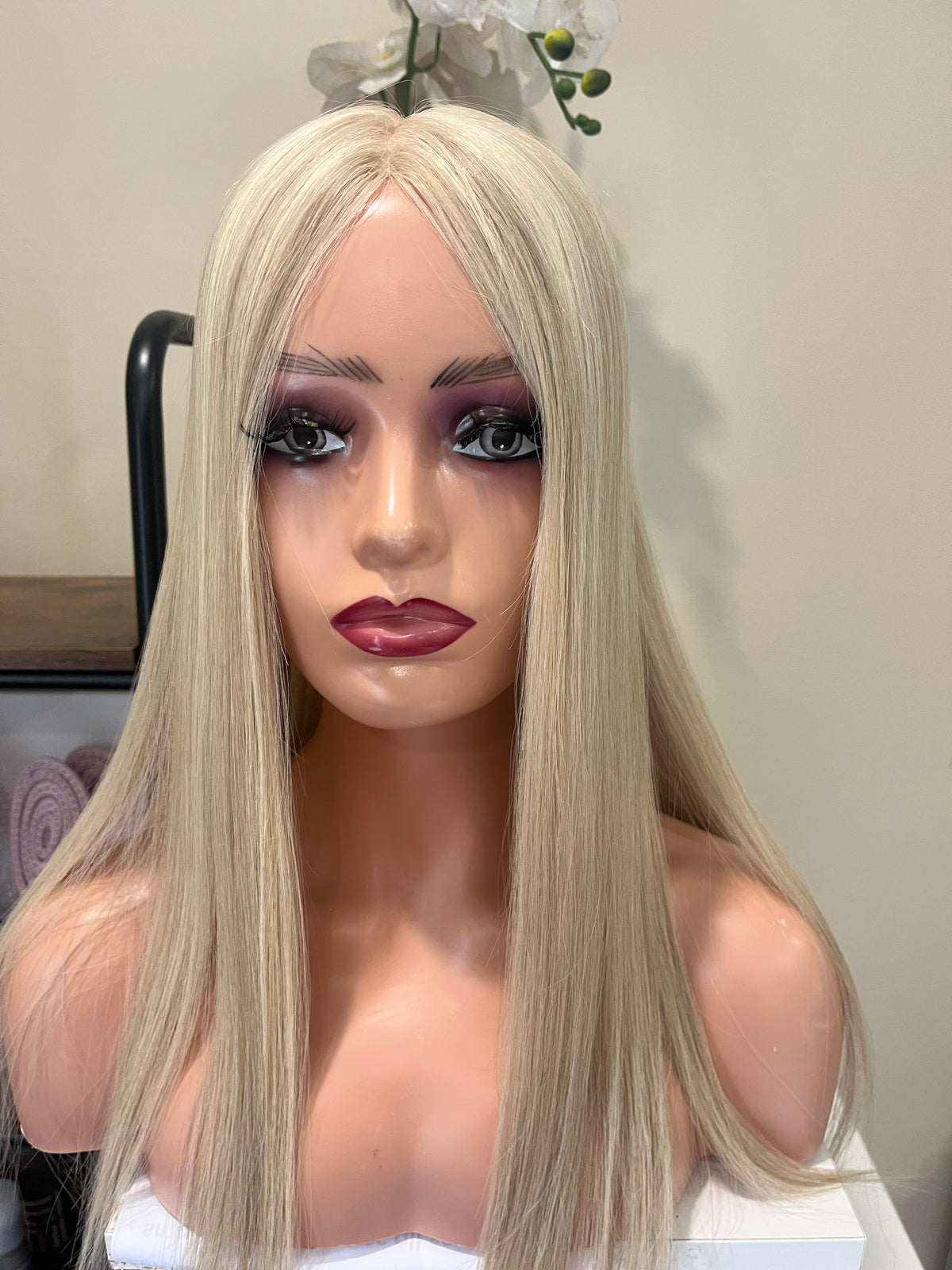 The AJ Luxe Plus Silk Human Hair Enhancer Champagne Blonde 18 inches
